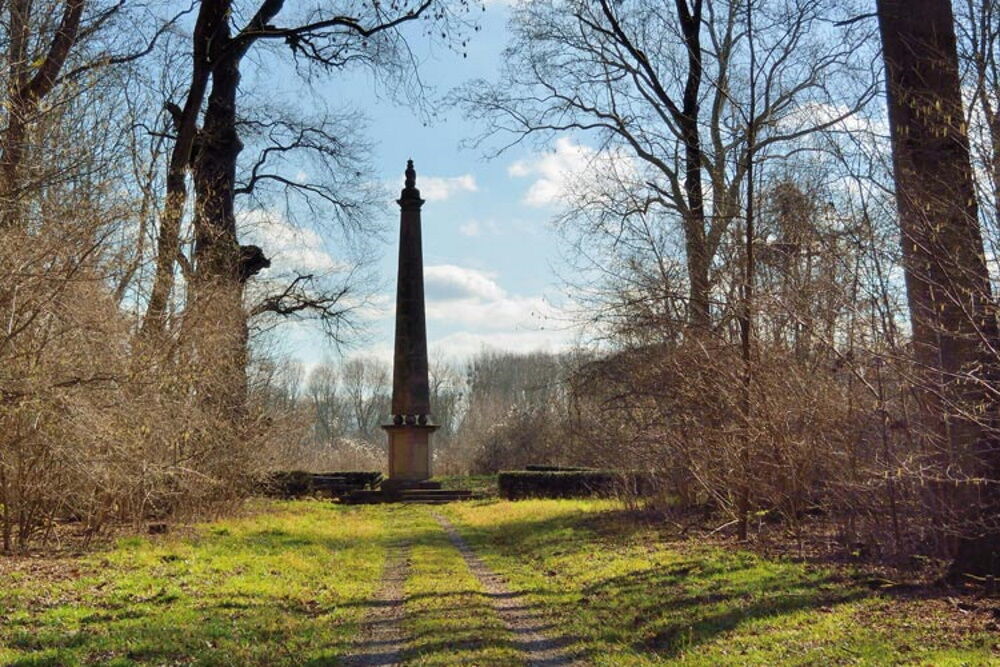 Industriedenkmal Ölpumpe – Besucher Information Naturschutzgebiet  Kühkopf-Knoblochsaue